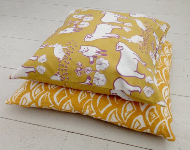 ..Cushions